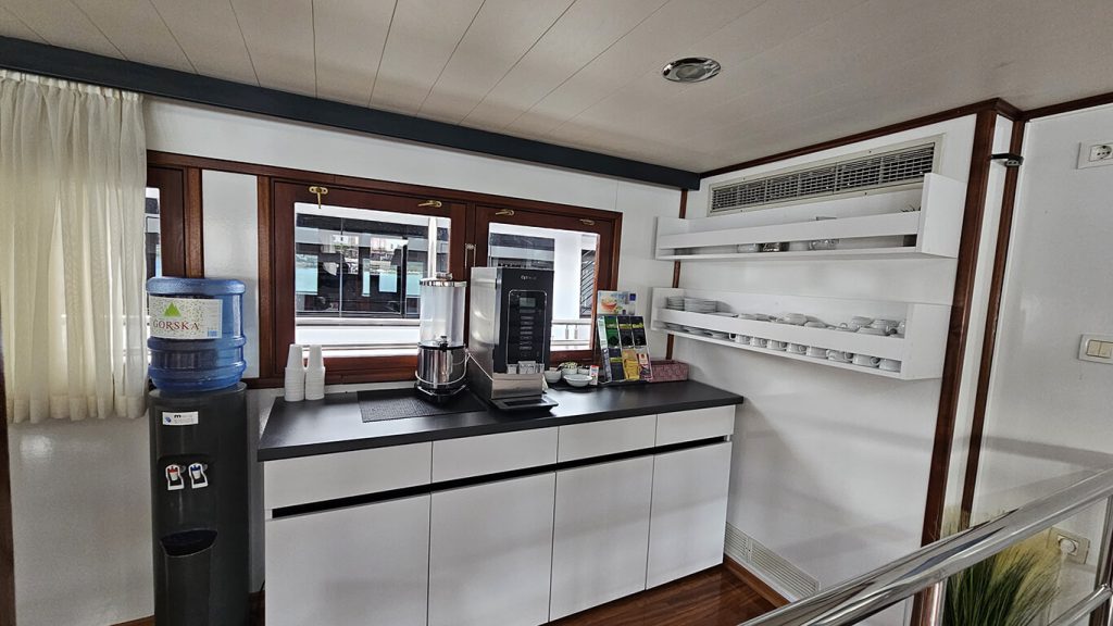 Adriatic Pearl Deluxe