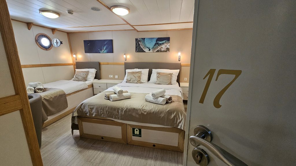 Adriatic Pearl Deluxe