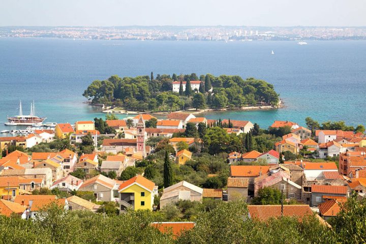 island galevac town preko ugljan