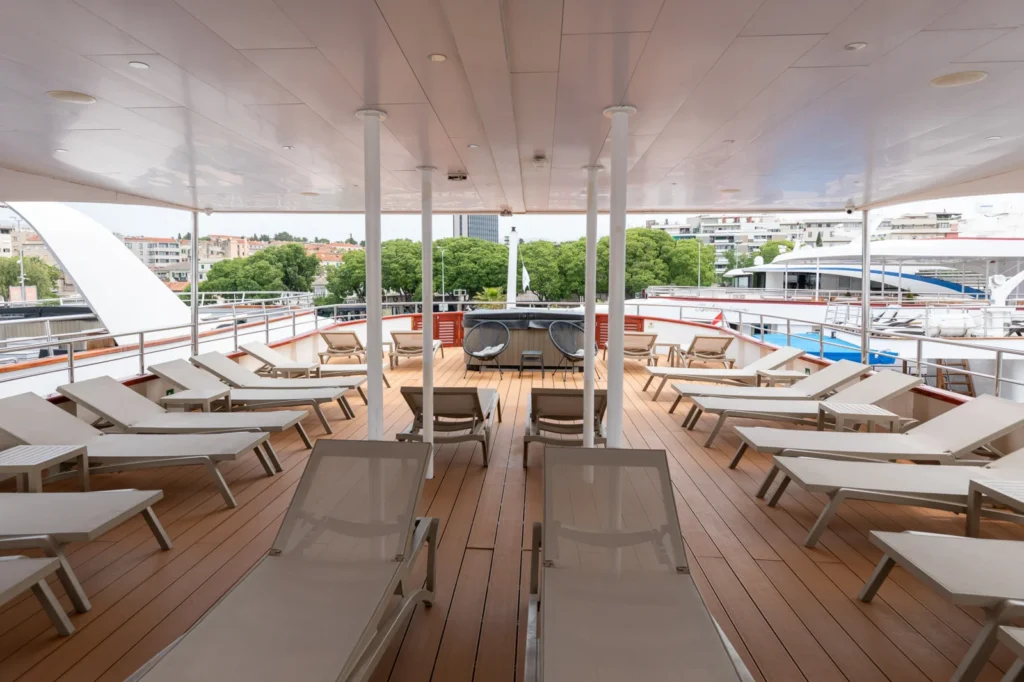 Mb Equator Cruise In Croatia