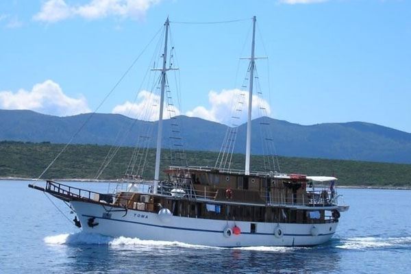 Traditional Ensuite Toma